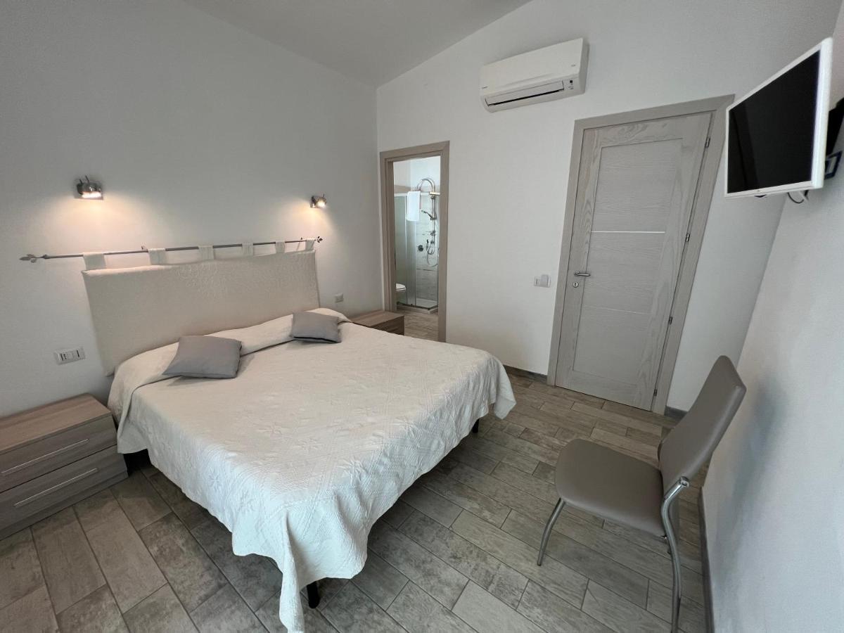 Hotel in campagna da Nino Olbia Esterno foto