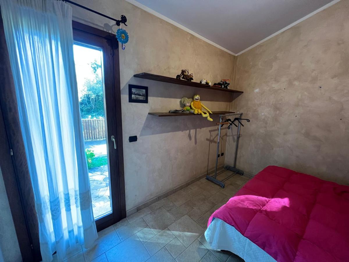 Hotel in campagna da Nino Olbia Esterno foto