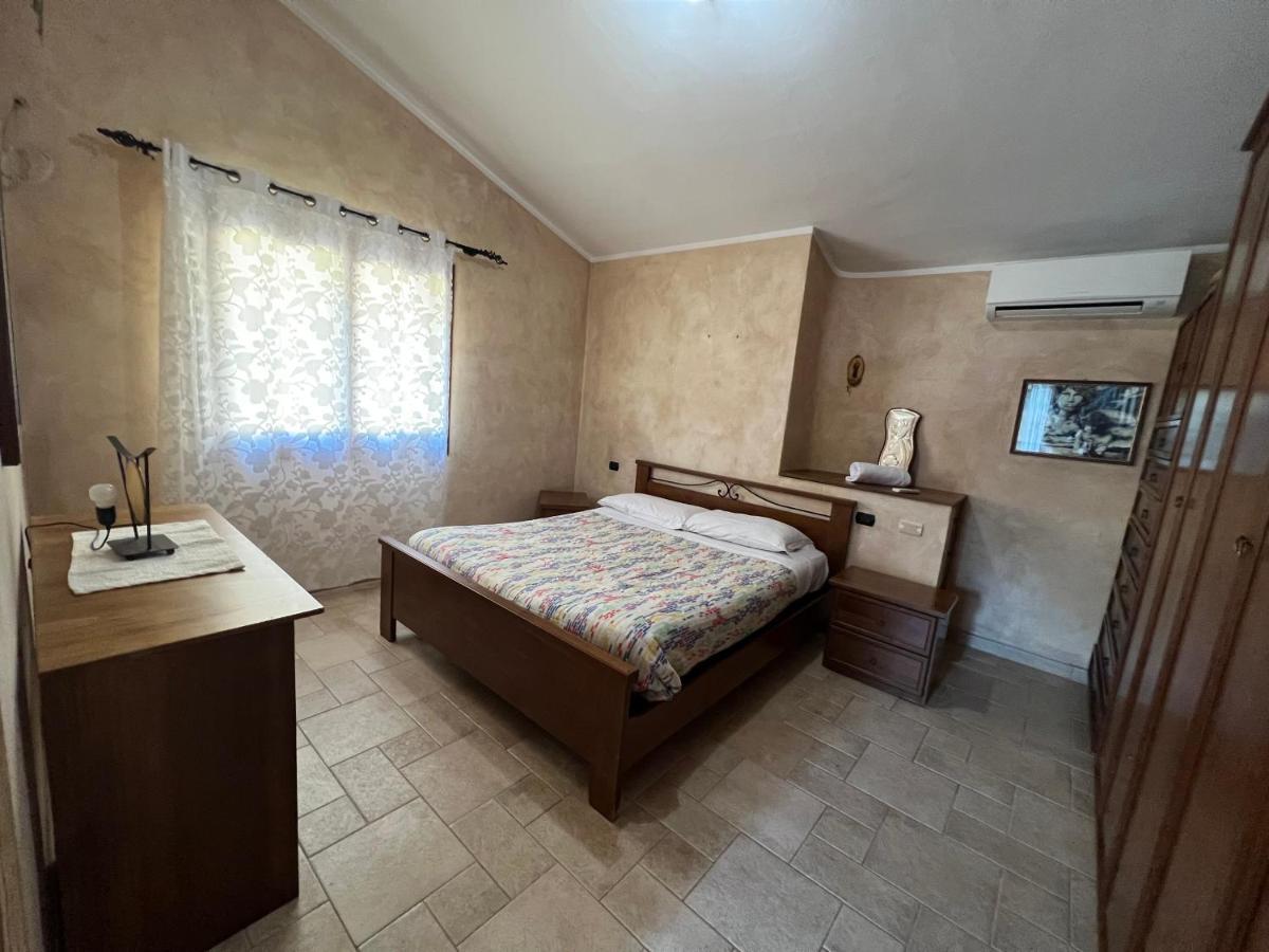 Hotel in campagna da Nino Olbia Esterno foto